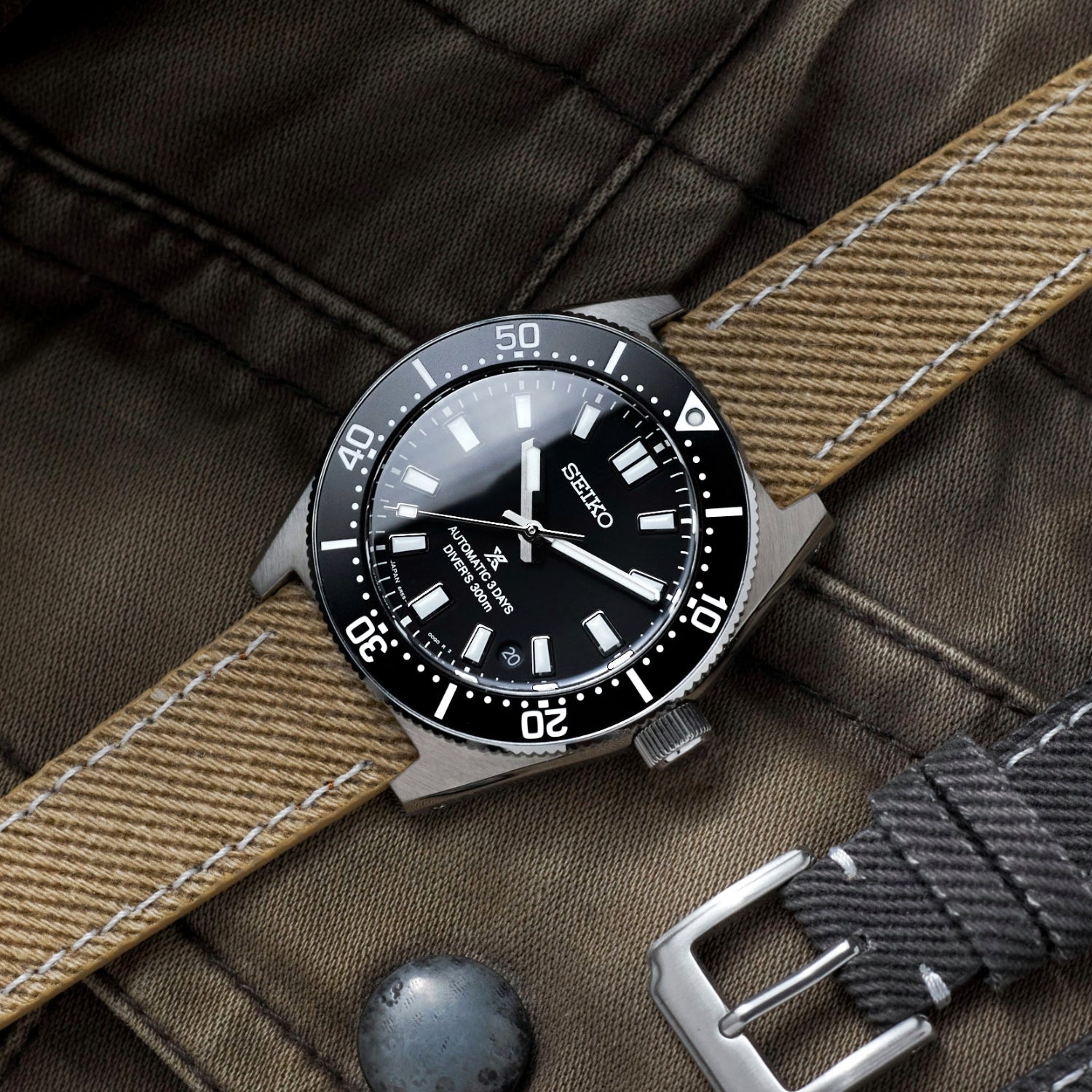 Beige Handmade Denim Watch Strap – DenimaTex™ by Helvetus® - Helvetus