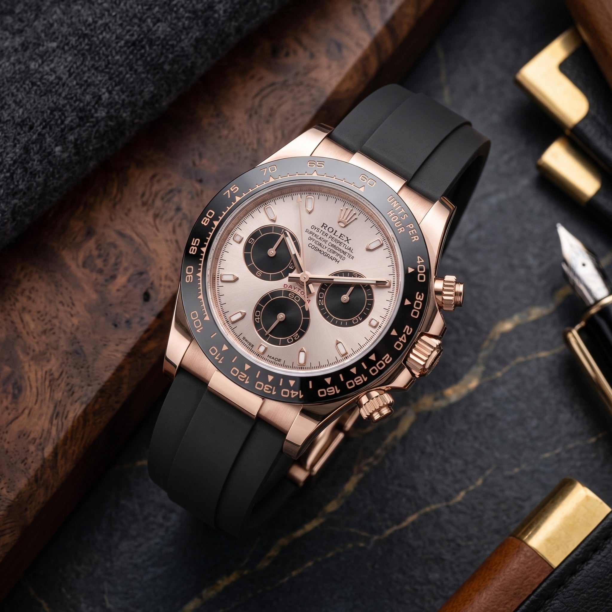 Black FKM Rubber Strap for Rolex Oysterflex – Daytona, Yacht-Master & Sky-Dweller - Helvetus