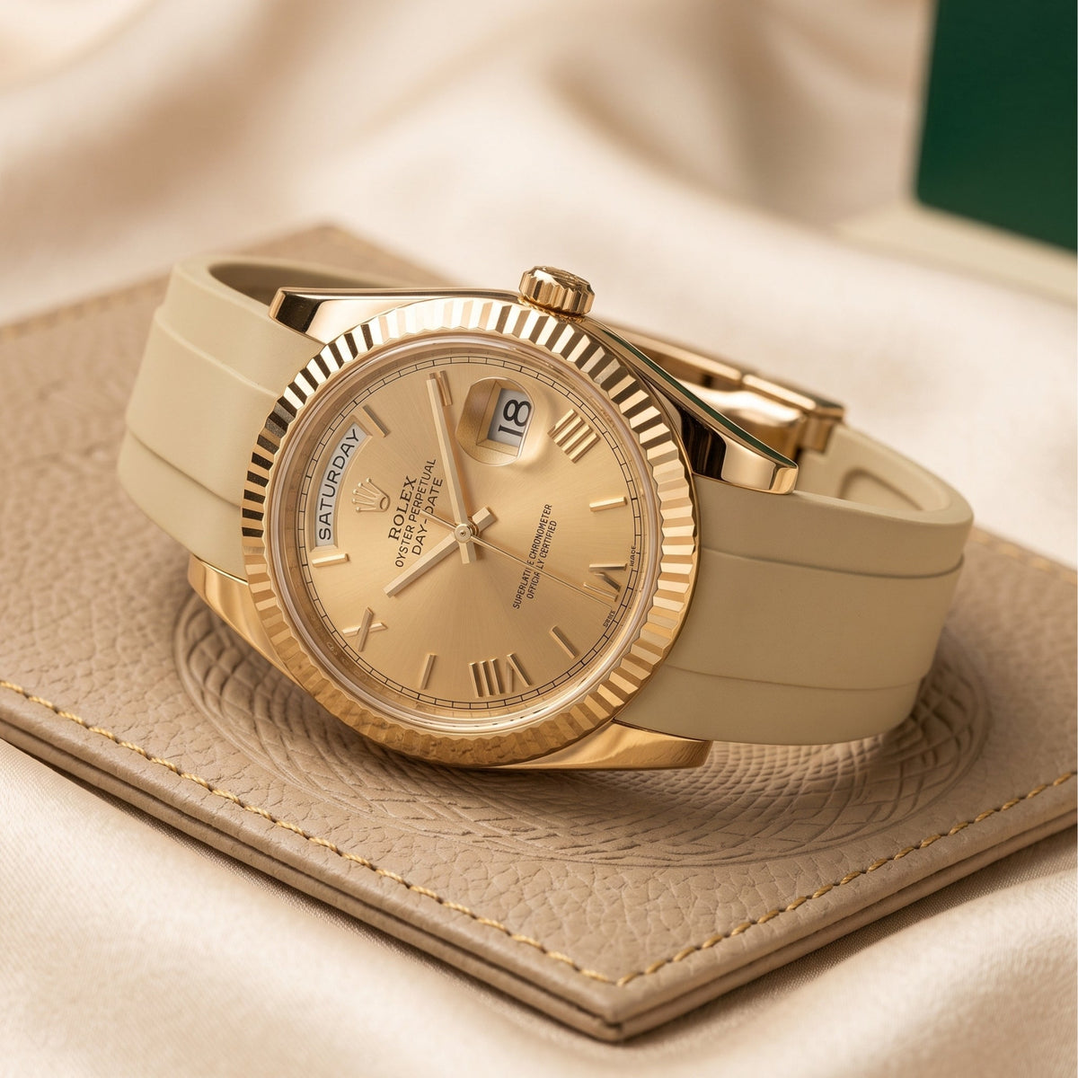 Deployant Rubber Strap - For Rolex Day-Date II 41mm - Beige - Helvetus