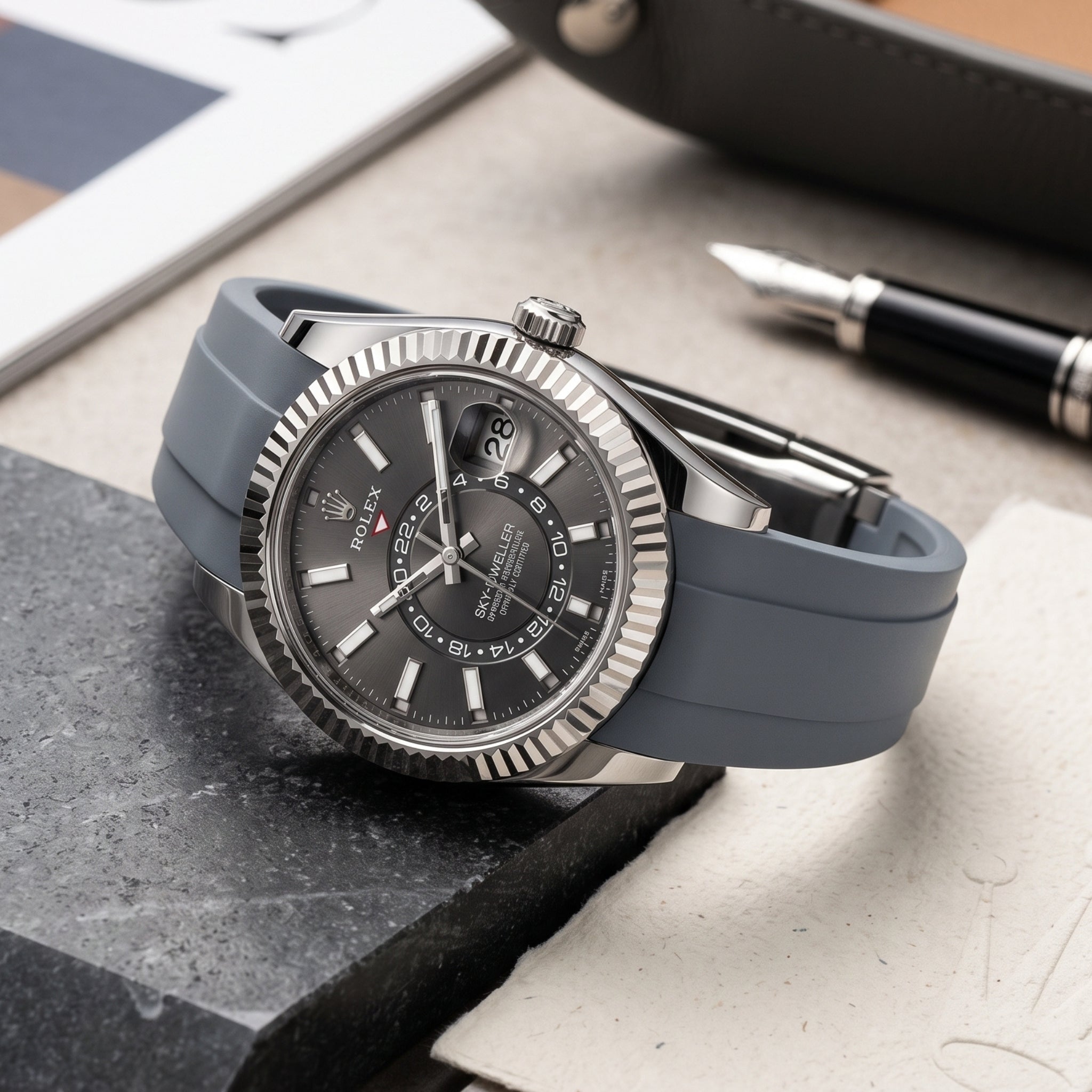 Deployant Rubber Strap - For Rolex Sky-Dweller - Grey - Helvetus