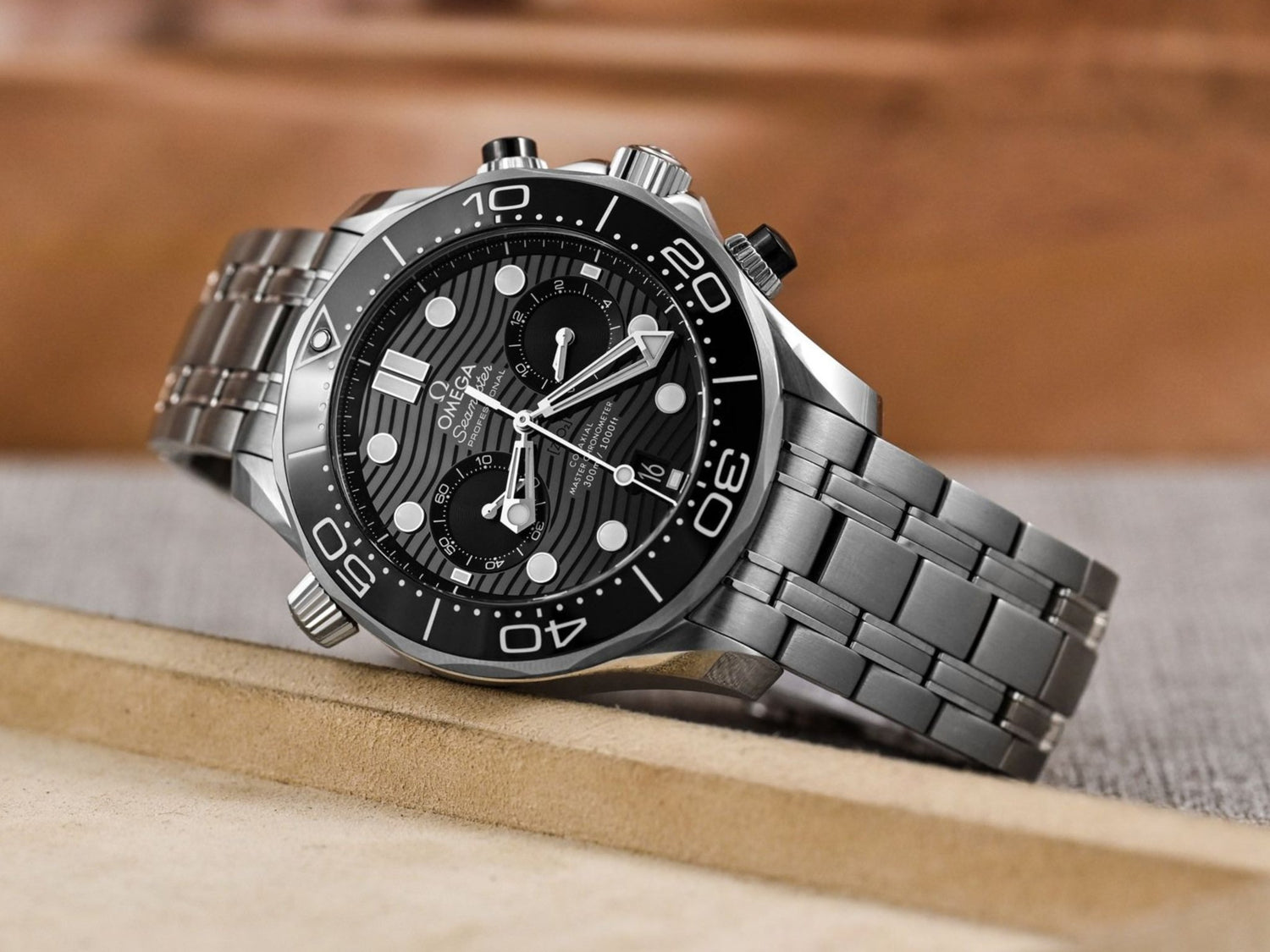 Best Straps for Omega Seamaster Diver 300M Chrono 210.30.44.51.01.001 - Helvetus