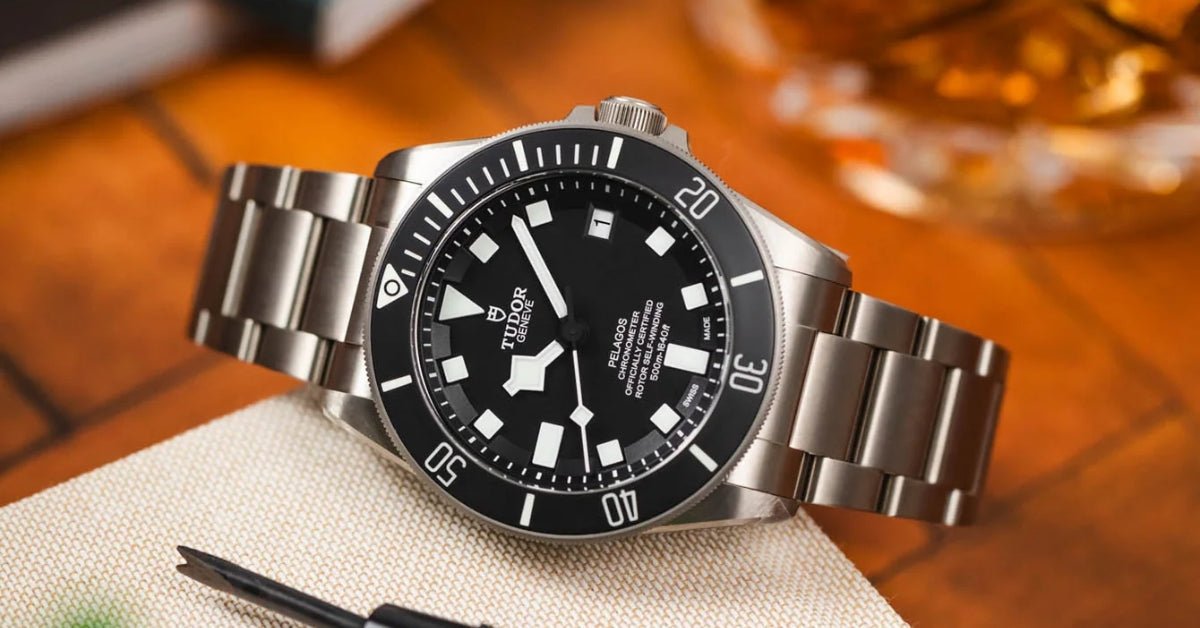 Tudor Pelagos 42 M25600TN Strap Guide – Best Rubber Straps & Fit - Helvetus