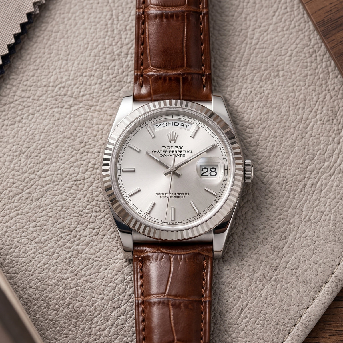 Brown Alligator Leather Watch Strap – Handcrafted Replacement Band – Helvetus®