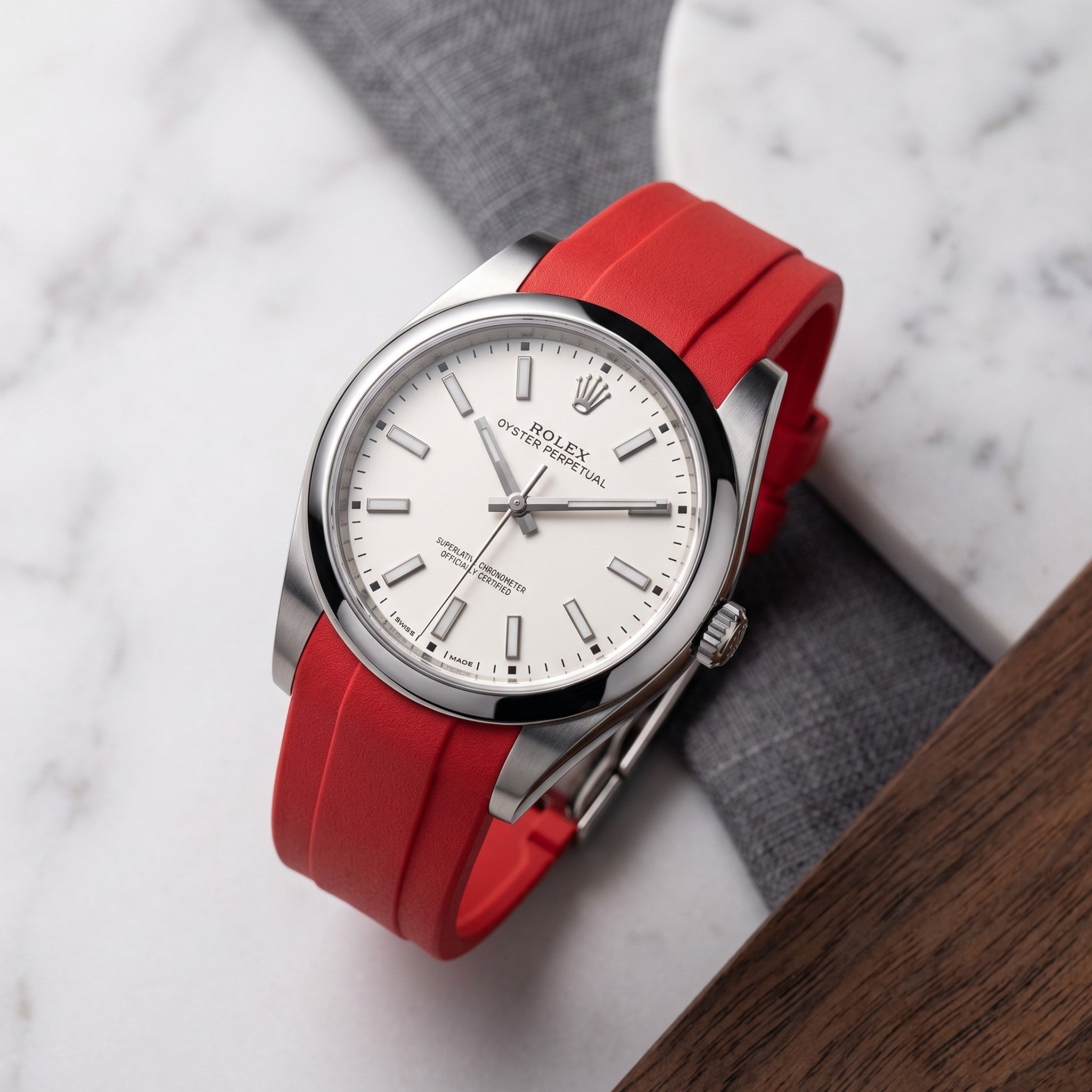 Deployant Rubber Strap - For Rolex Oyster Perpetual 39mm - Red - Helvetus