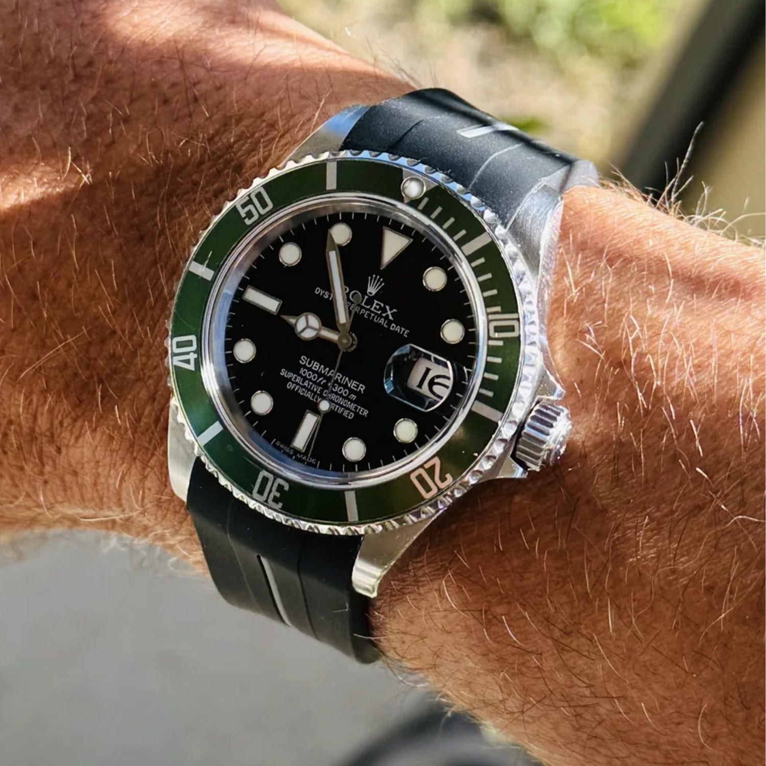 Deployant Rubber Strap - For Rolex Submariner - Black w/White Line | LuxLine® - Helvetus