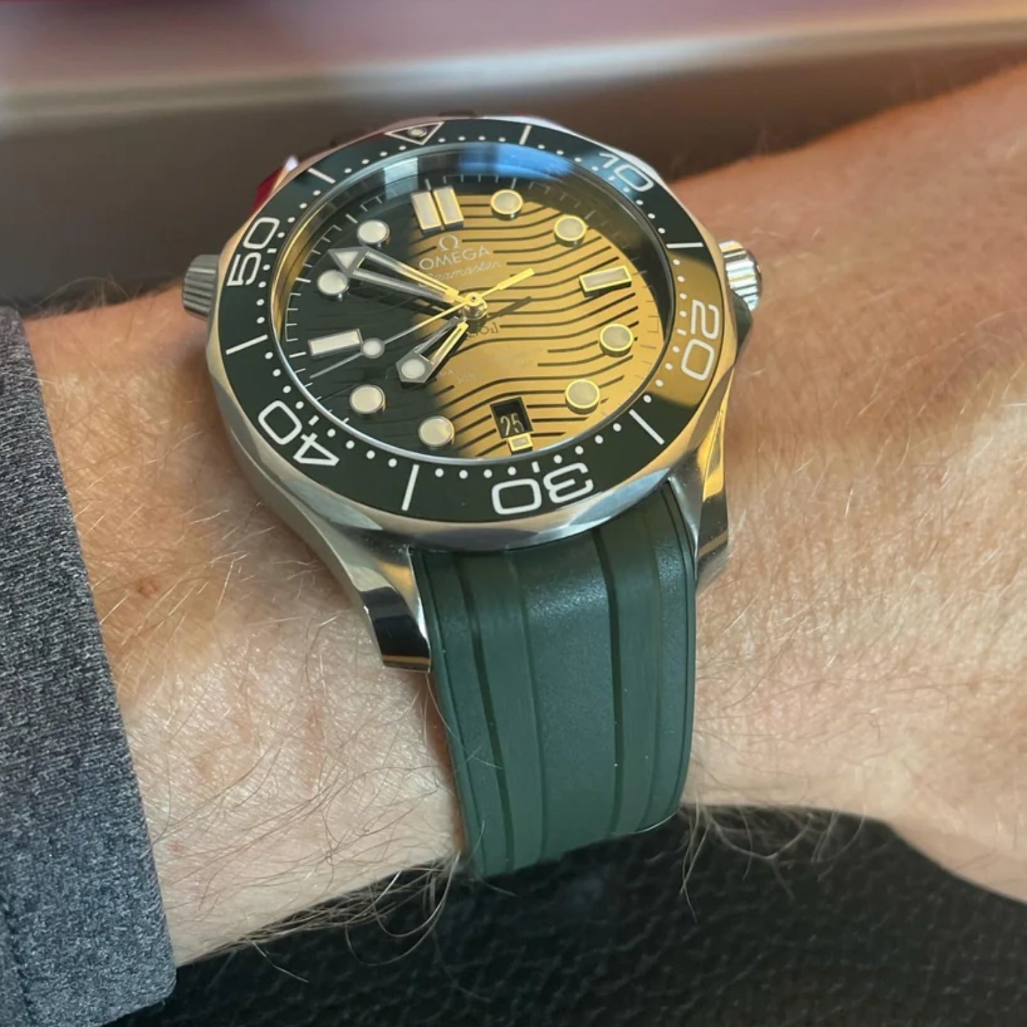 Omega Seamaster (Diver) 300M Rubber Strap - Green - Helvetus