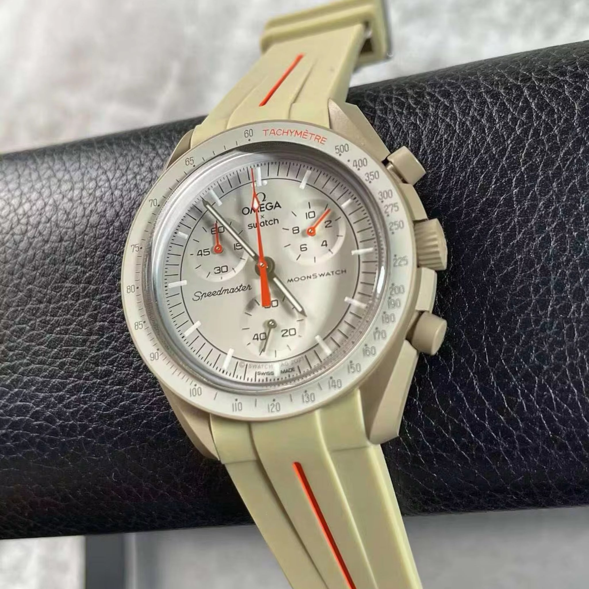 Rubber Strap - For Mission to Jupiter | Omega X Swatch | MoonSwatch - Beige w/Red Line - Helvetus