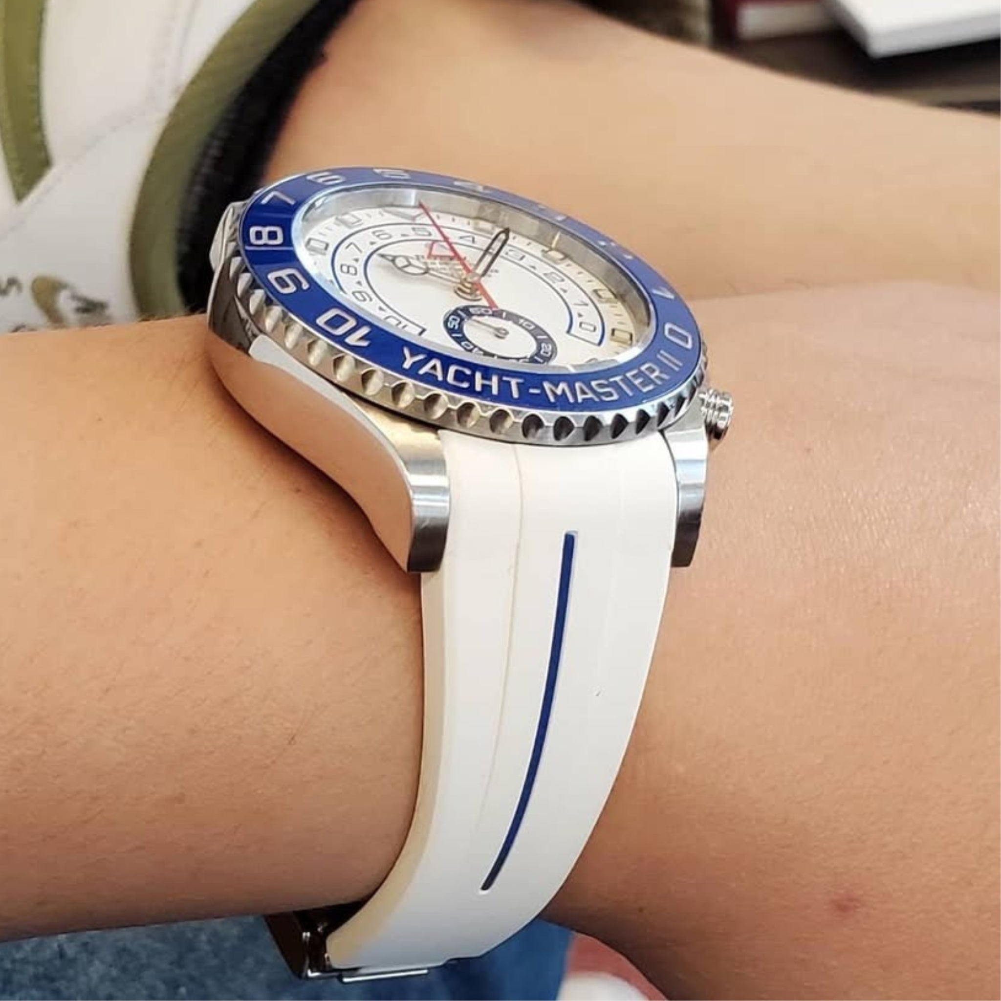 Rubber Strap - For Rolex Yacht - Master II 44mm - White w/Blue Line | LuxLine® - Helvetus