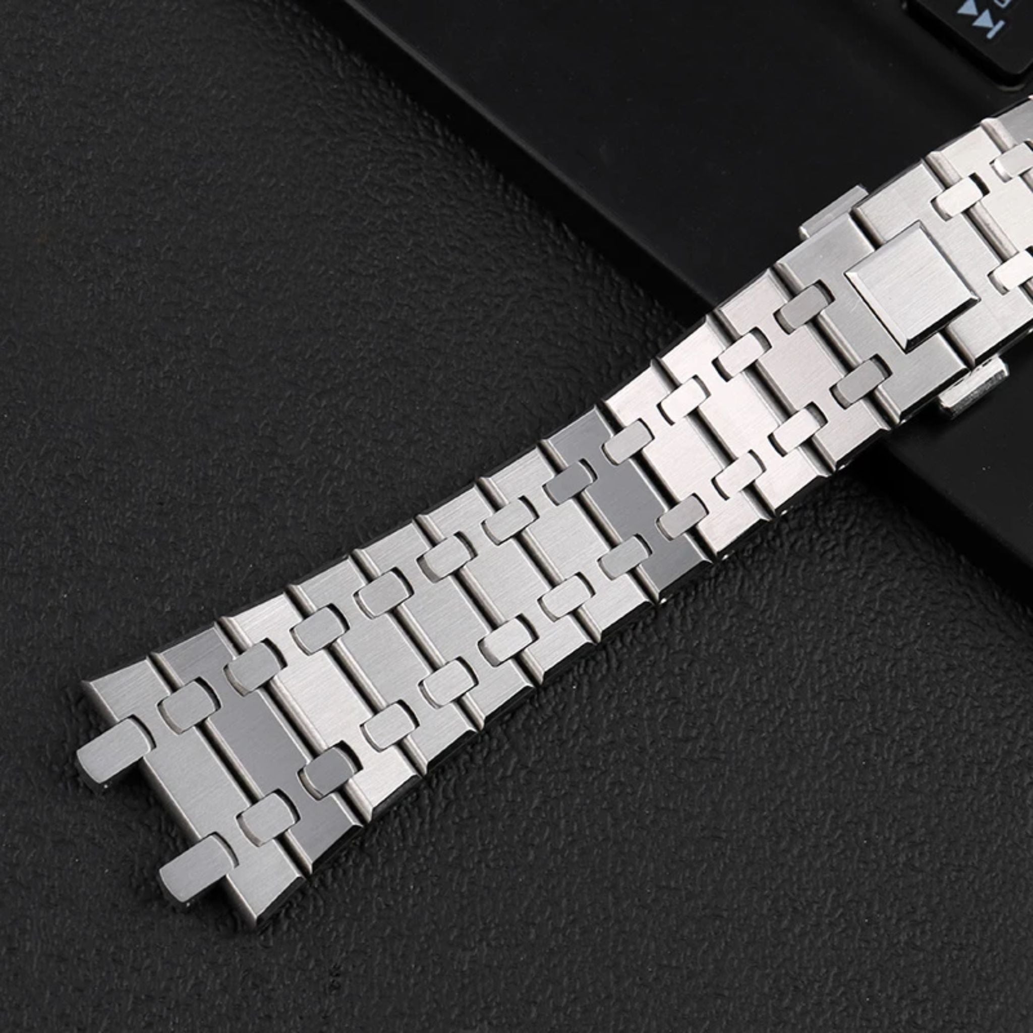 Stainless Steel Strap - For all Audemars Piguet Royal Oak - Silver - Helvetus